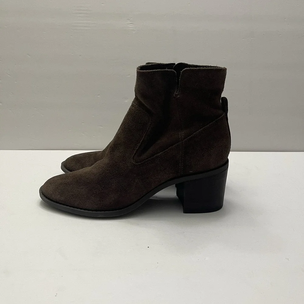 Chelsea & Violet Wren Suede Heeled Booties Almond Brown‎ Zipper Womens 8M